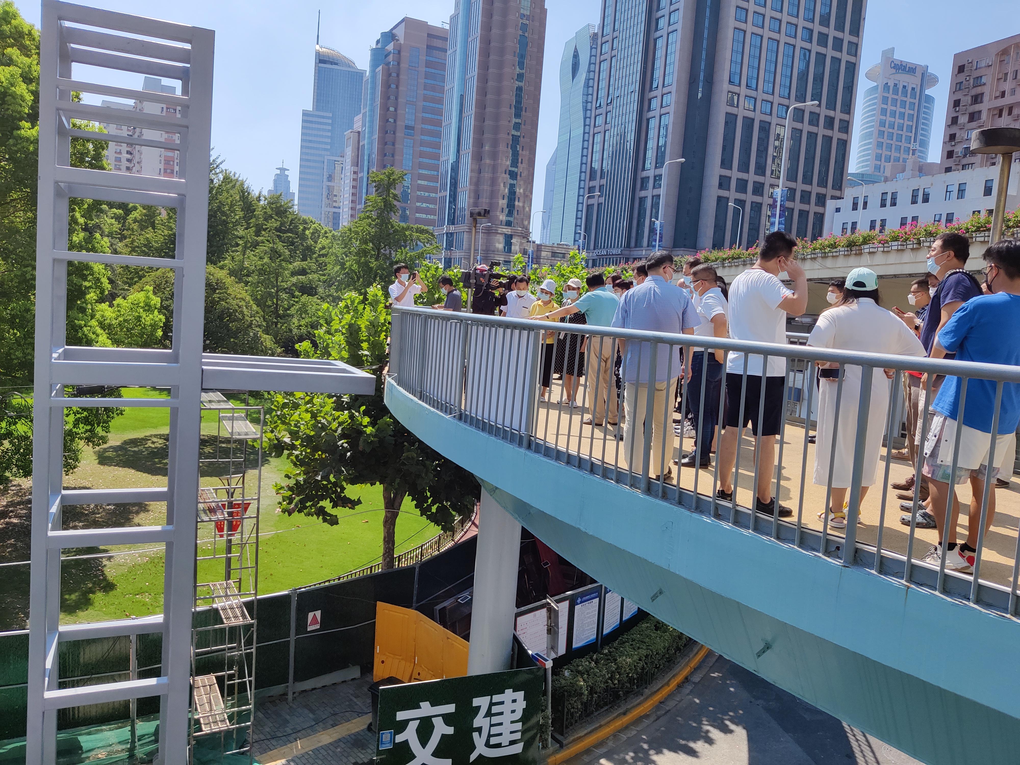九轉(zhuǎn)圣皇 第11頁